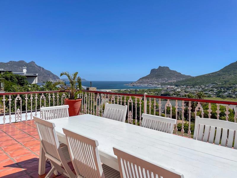 To Let 4 Bedroom Property for Rent in Hout Bay Western Cape